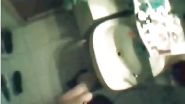 Zoe Parkerは、いくつかのドキドキを取って不平を言って、カメラを見て 女性 用 動画 無料