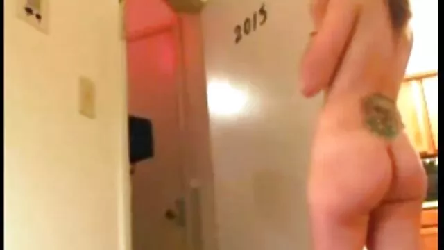 全体の長さに沿って置くべき後部ドアの大箱 女の子 用 av 無料